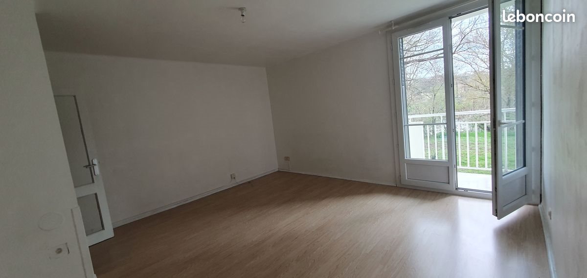 Appartement à louer, 69m², Muret