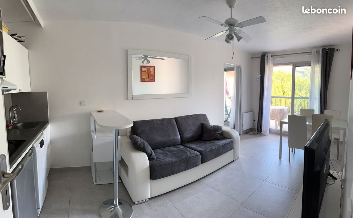 Appartement à louer, 45m², Vallauris