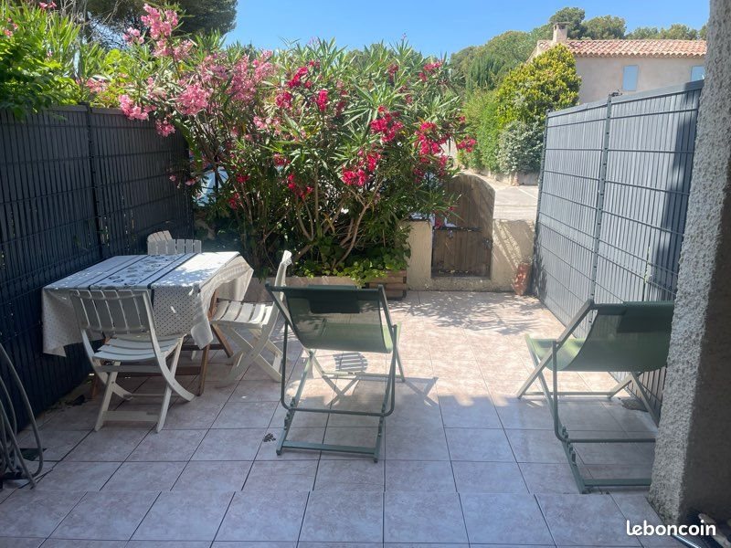 Appartement à louer, 25m², Saint-Cyr-sur-Mer
