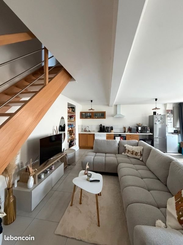 Maison à louer, 64m², Saint-Symphorien-de-Lay