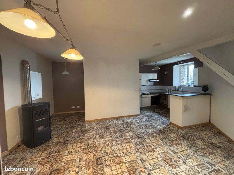 Maison à louer, 85m², Allassac