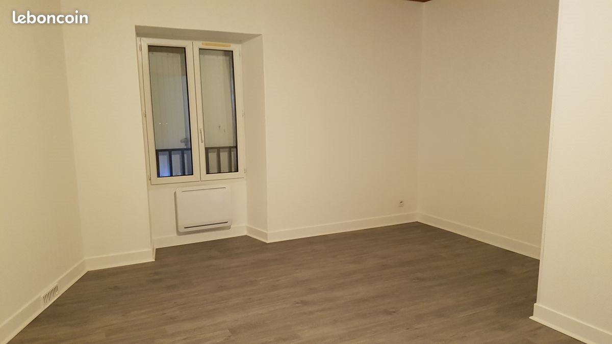 Maison à louer, 108m², Aussac-Vadalle