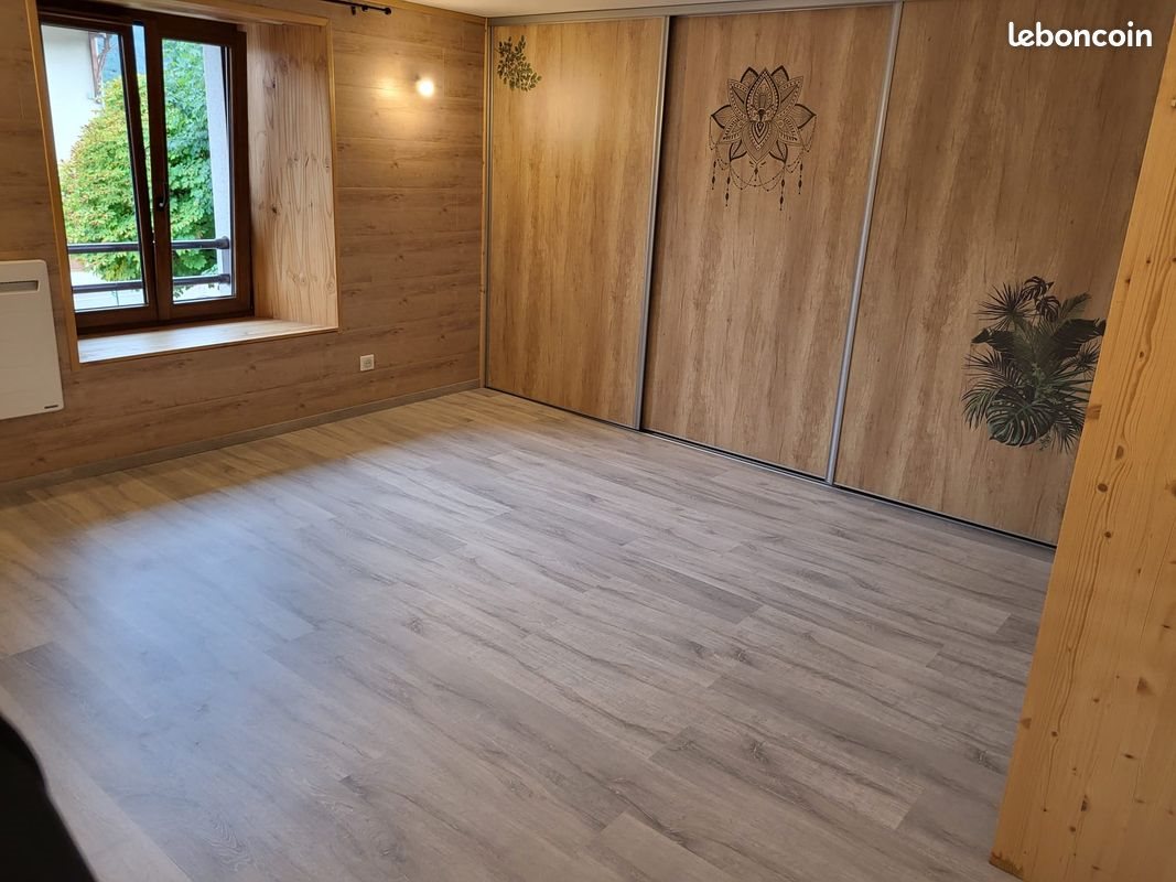 Appartement à louer, 85m², Saint-Point-Lac