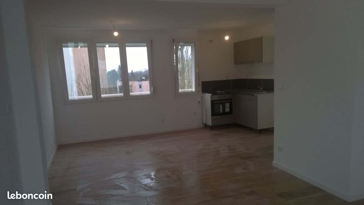 Appartement à louer, 55m², Saint-Quentin