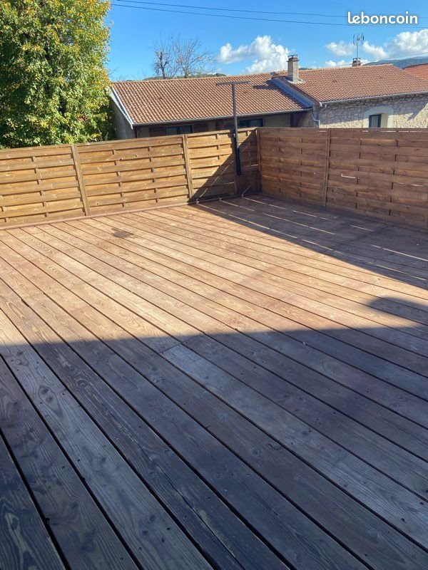 Appartement à louer, 90m², Dunières