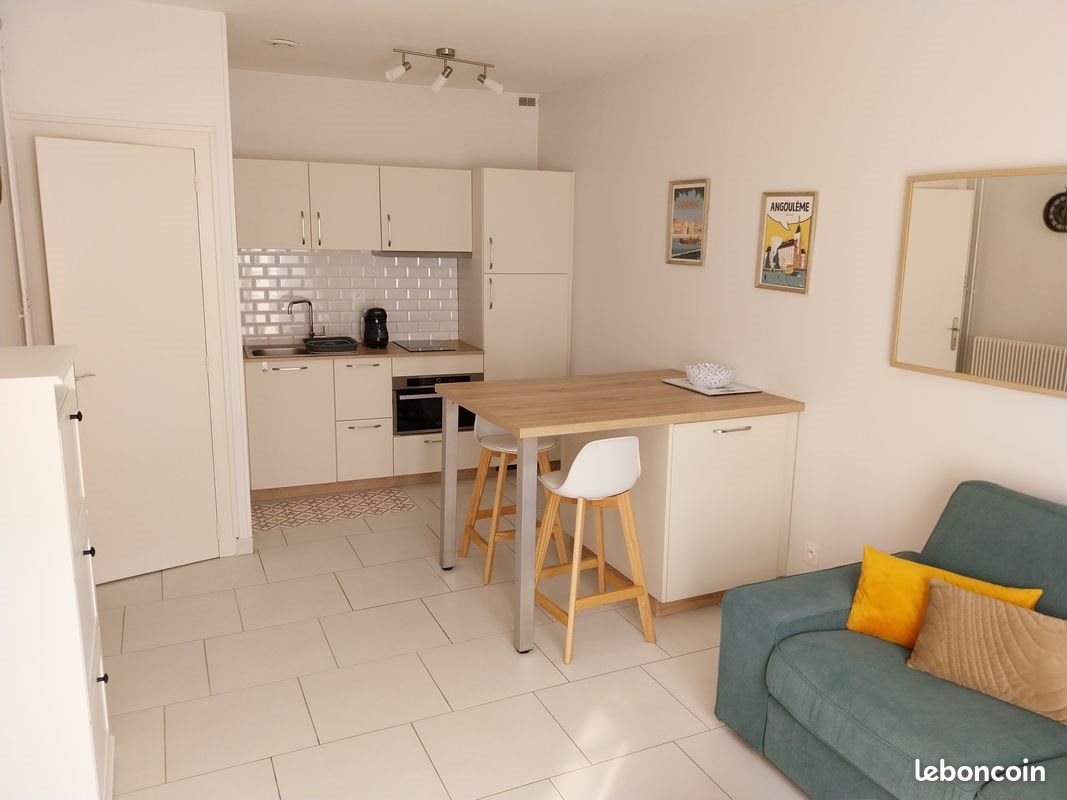 Maison à louer, 30m², Cognac