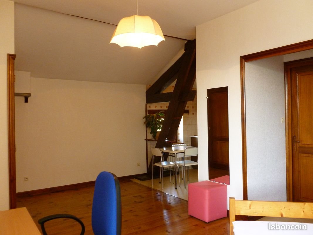 Appartement à louer, 28m², Montbrison