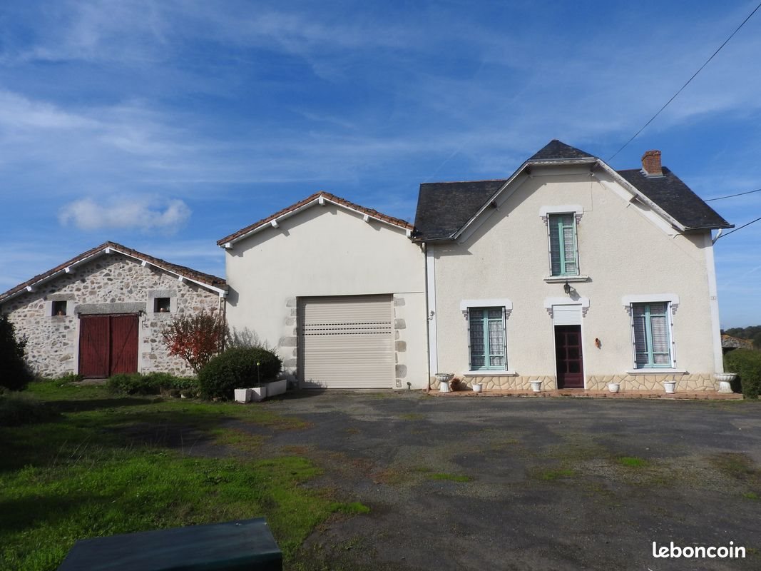 Maison à vendre, 101m², Clessé