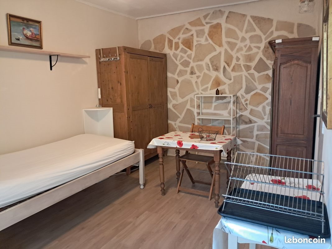 Appartement à louer, 19m², Meyreuil