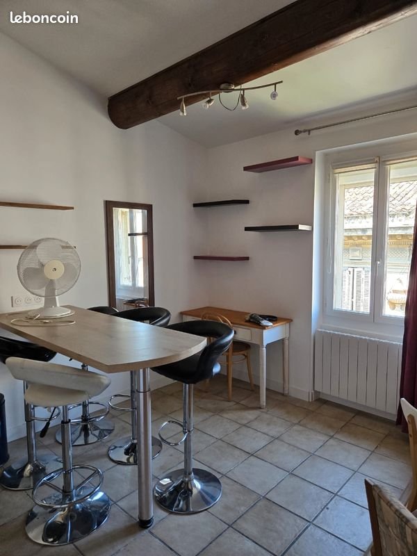 Appartement à louer, 26m², Marseille 1er