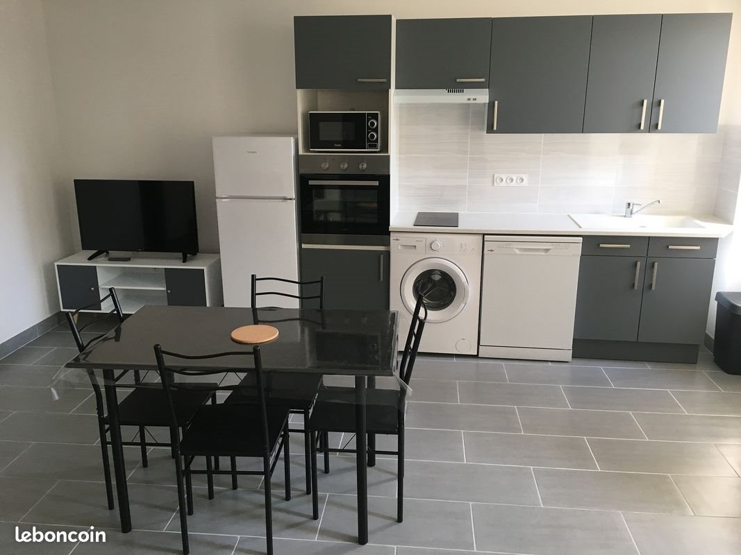 Appartement à louer, 40m², Blaye
