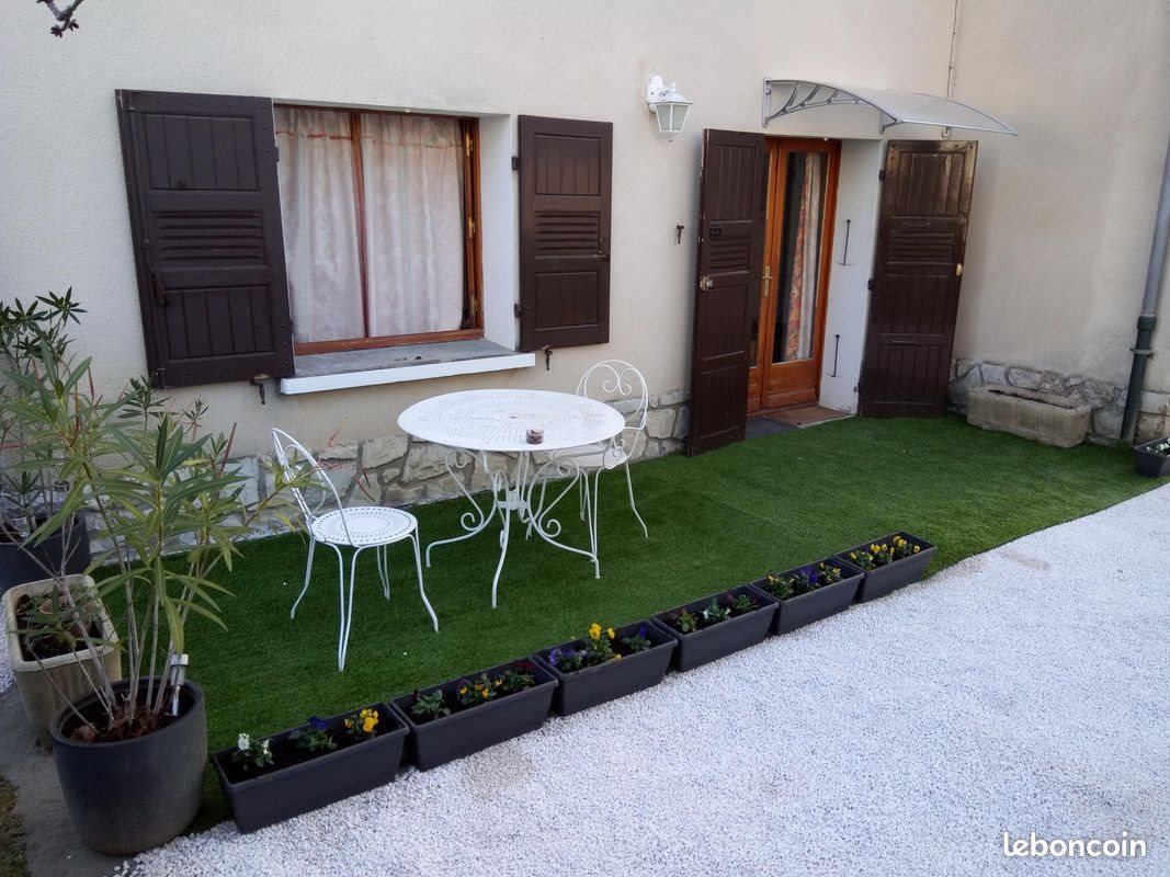 Appartement à louer, 50m², Gréoux-les-Bains