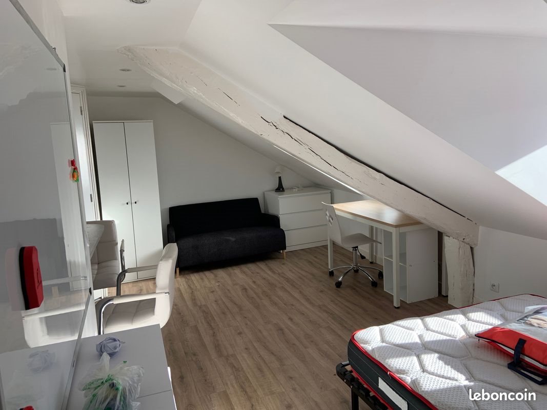 Appartement à louer, 19m², Versailles
