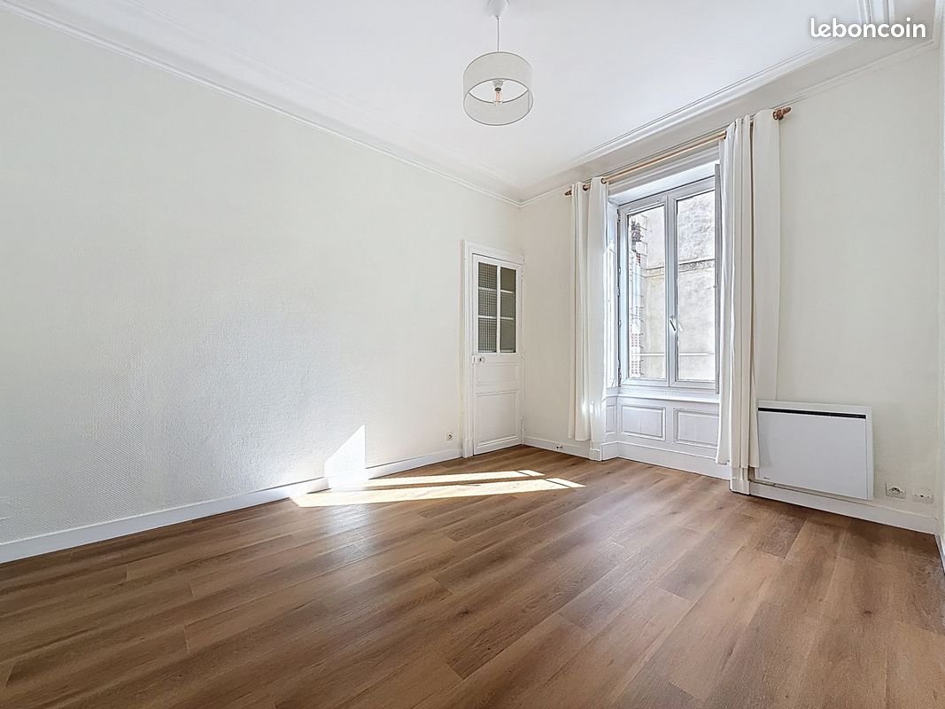 Appartement à louer, 25m², Nantes