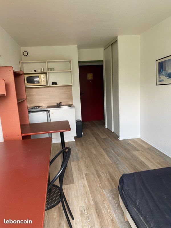 Appartement à louer, 18m², Cergy