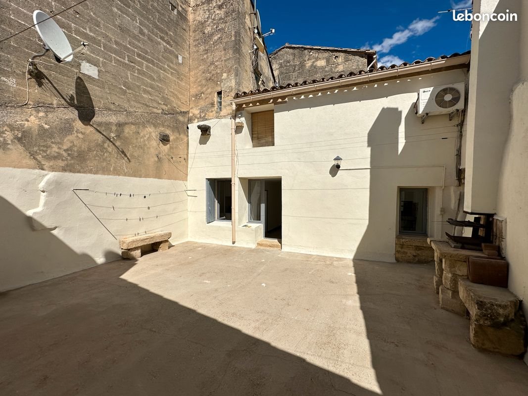 Appartement à louer, 48m², Remoulins