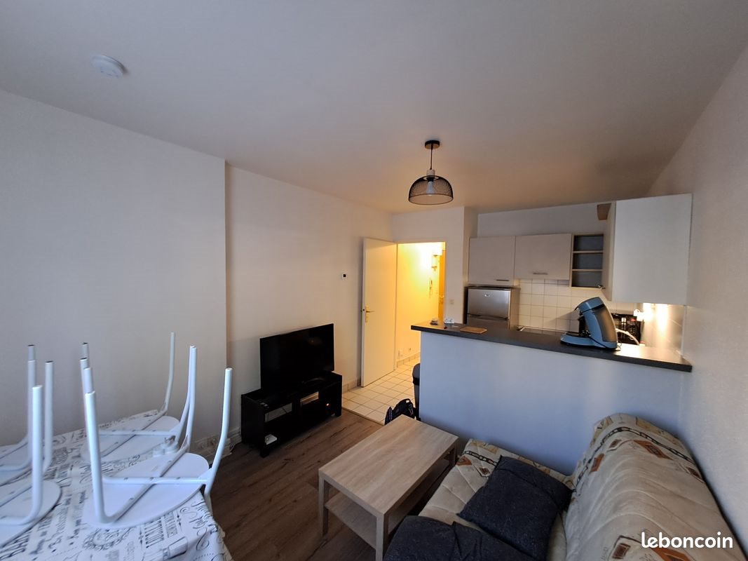 Appartement à louer, 35m², Aurillac