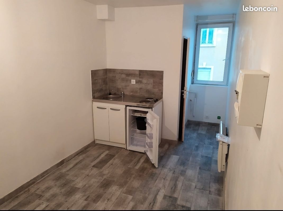 Appartement à louer, 15m², Saint-Ambroix