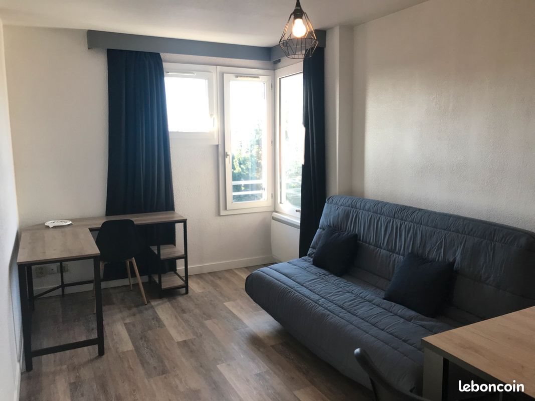 Appartement à louer, 21m², Lons
