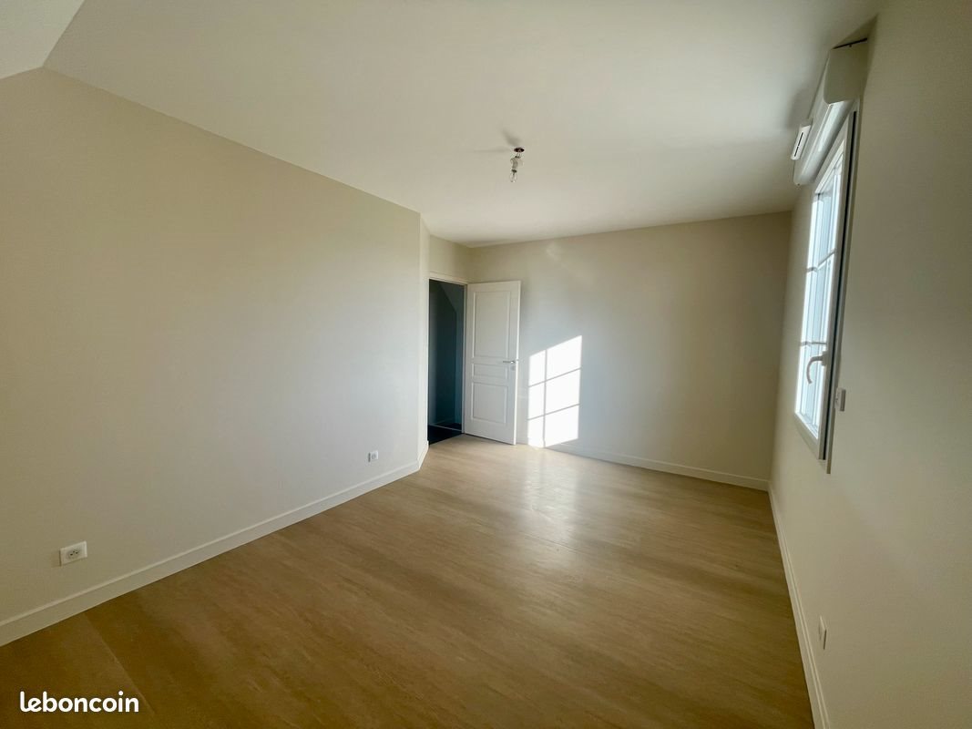 Maison à louer, 67m², Prémilhat