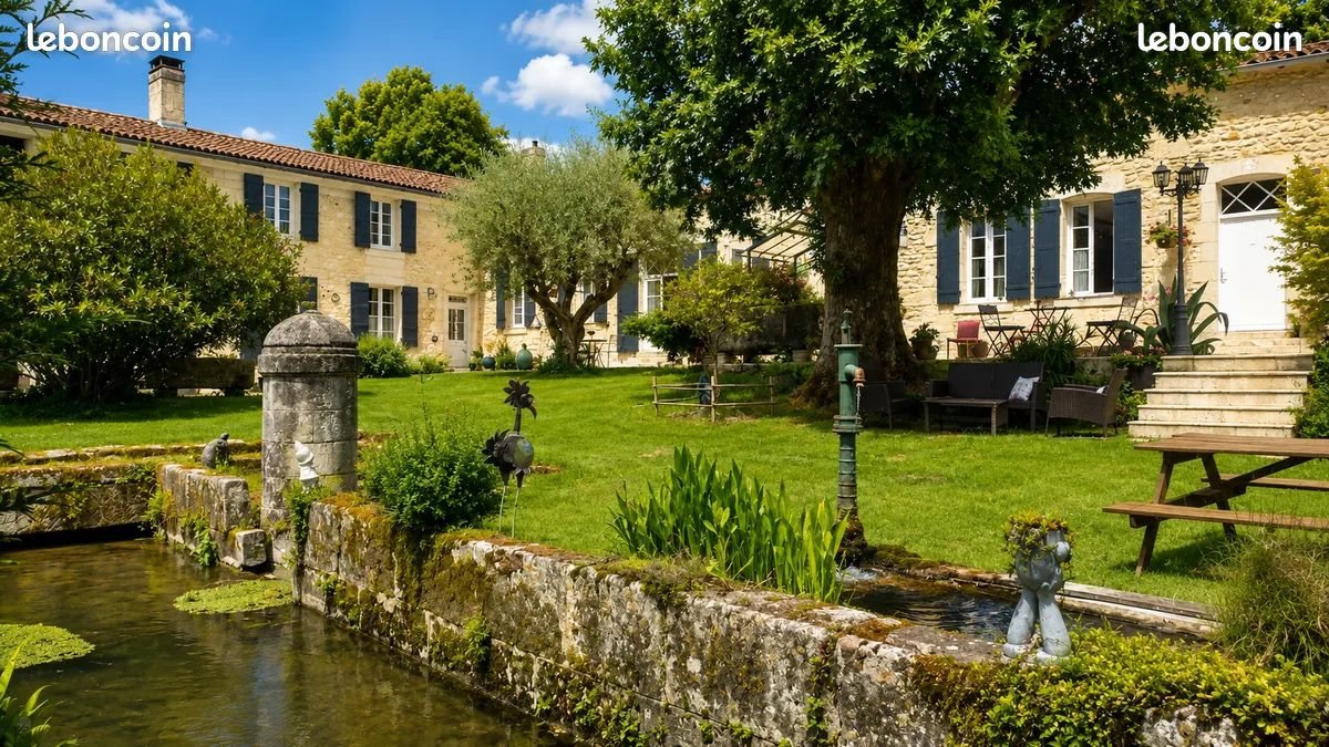 Maison à vendre, 385m², Pons