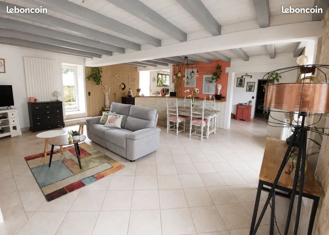 Maison à vendre, 385m², Pons