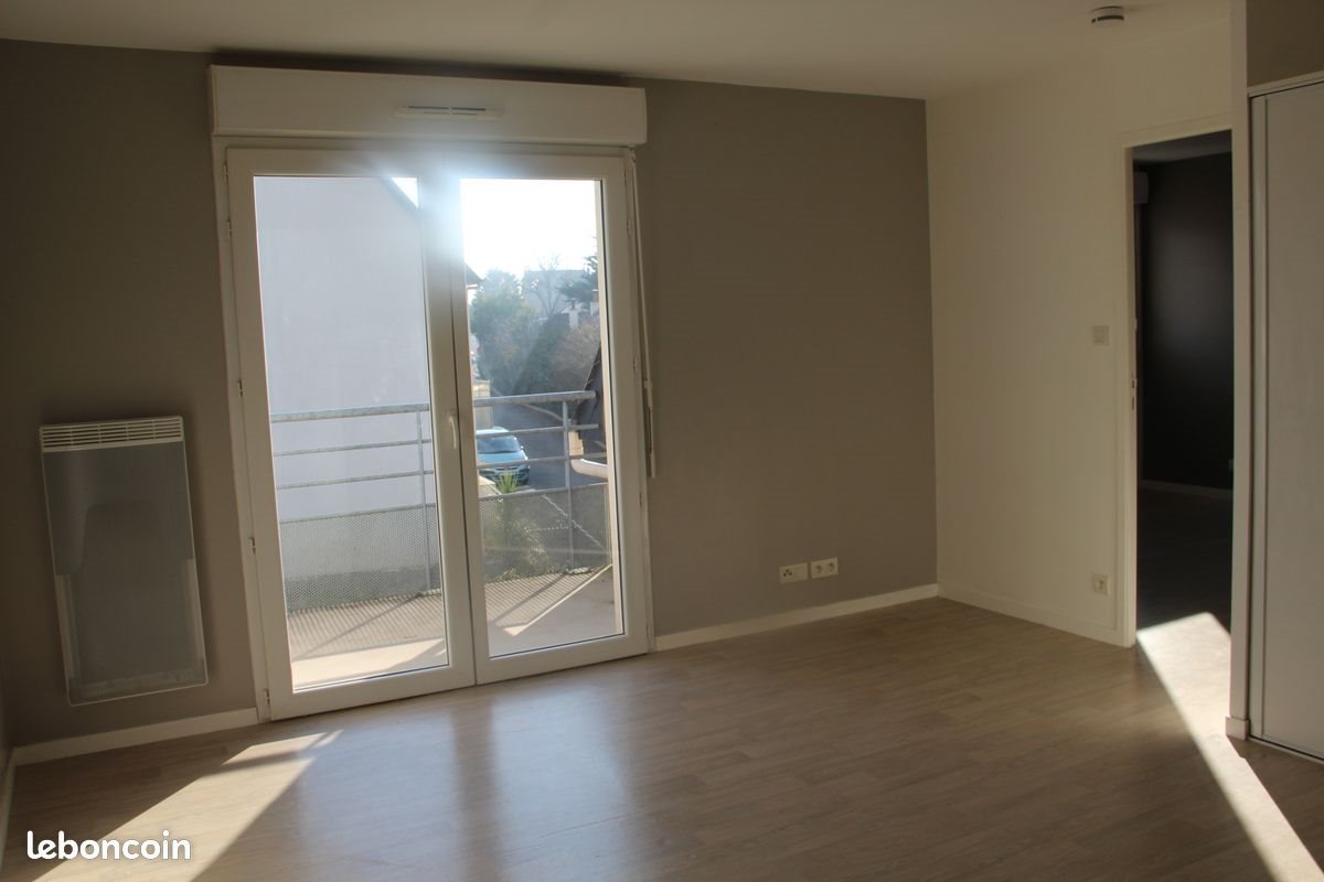 Appartement à louer, 37m², Poligné