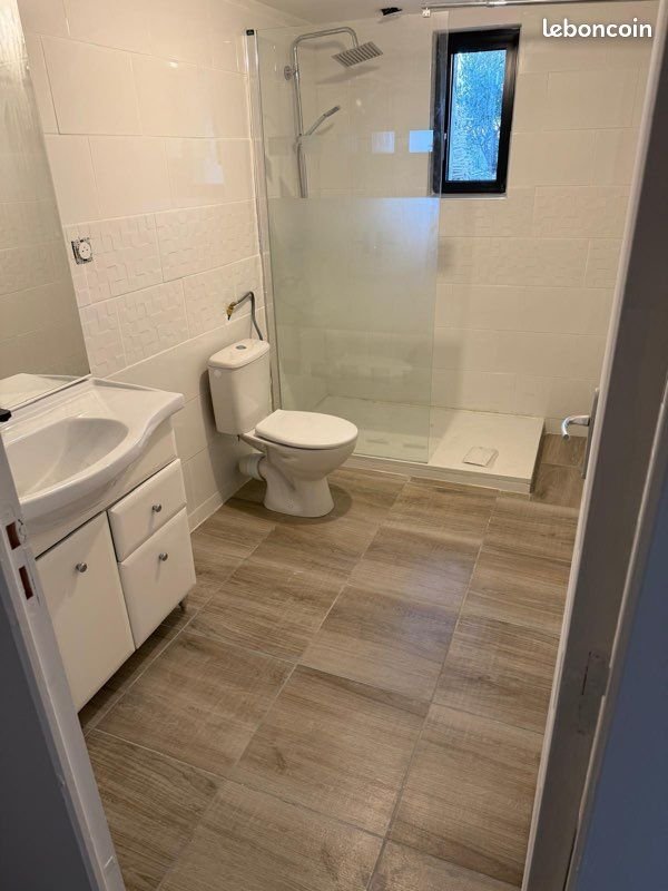 Appartement à louer, 110m², Tulette