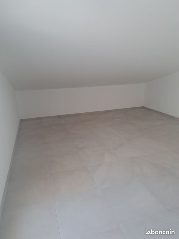 Appartement à louer, 100m², Pact