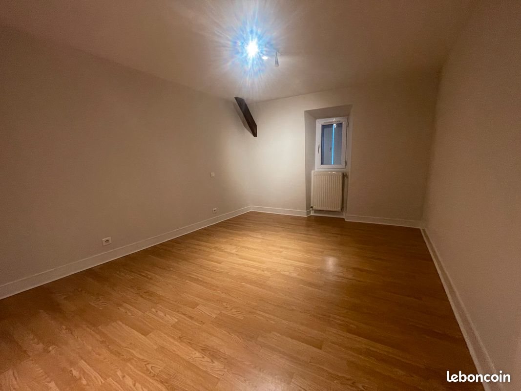 Maison à louer, 140m², Gontaud-de-Nogaret