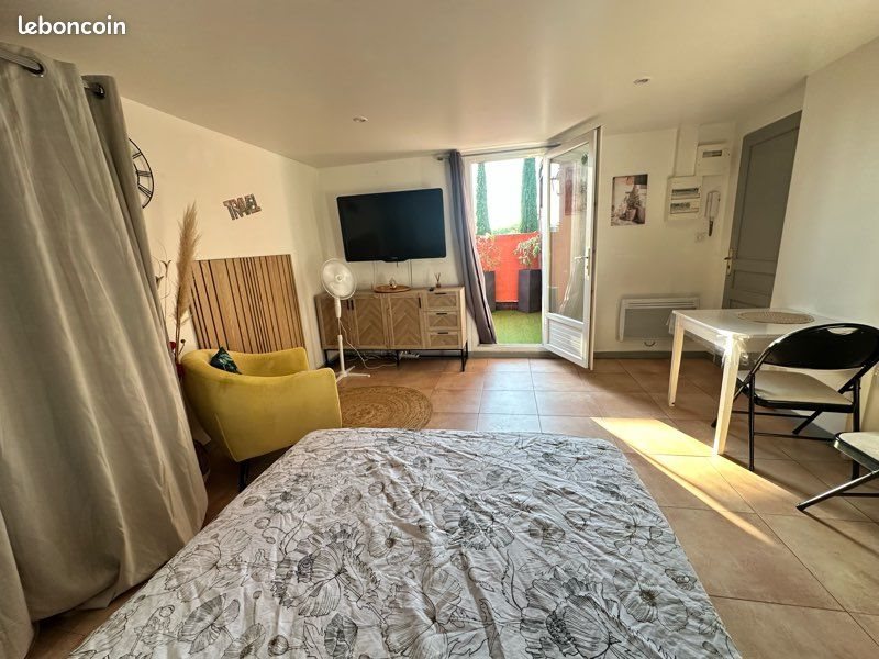 Appartement à louer, 25m², Venelles