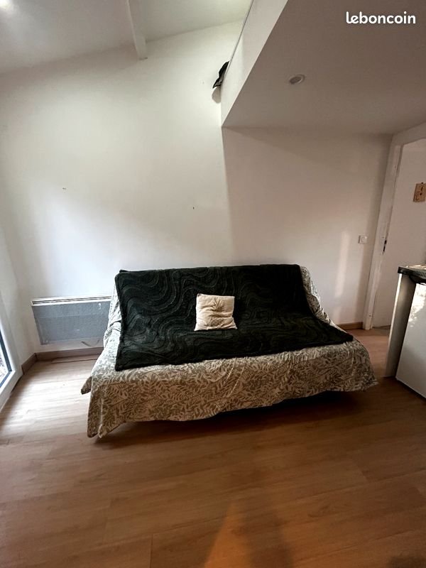 Appartement à louer, 15m², Lambesc