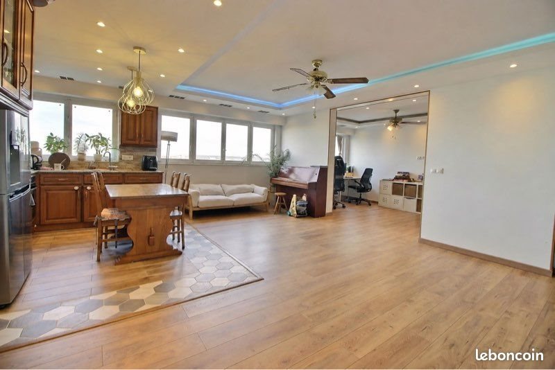 Appartement à louer, 89m², Courbevoie
