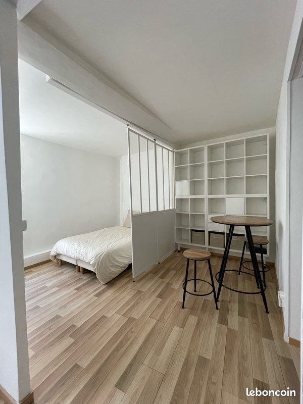 Appartement à louer, 37m², Nîmes