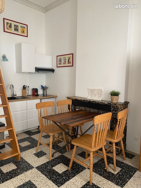Appartement à louer, 24m², Nîmes