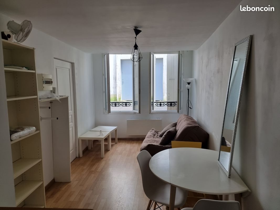 Appartement à louer, 23m², Niort