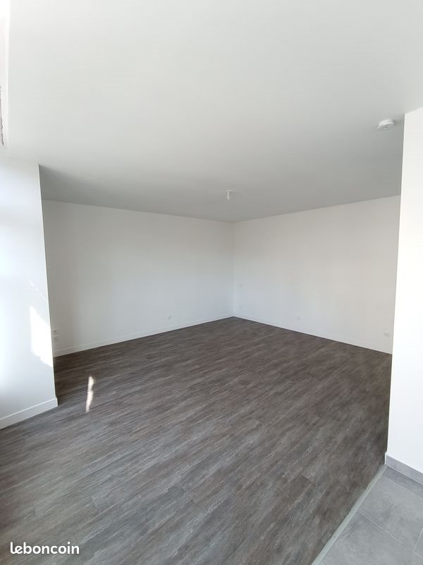 Appartement à louer, 34m², Laval