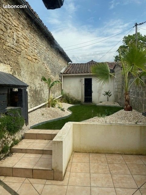 Appartement à louer, 25m², Gond-Pontouvre
