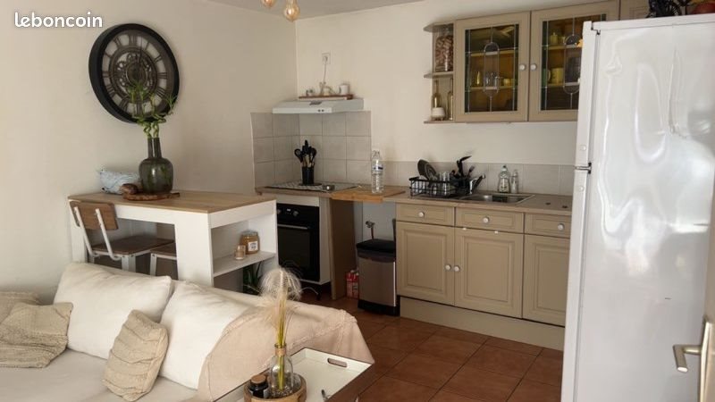 Maison à louer, 45m², Peujard