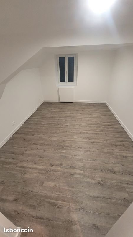 Appartement à louer, 55m², Baugy