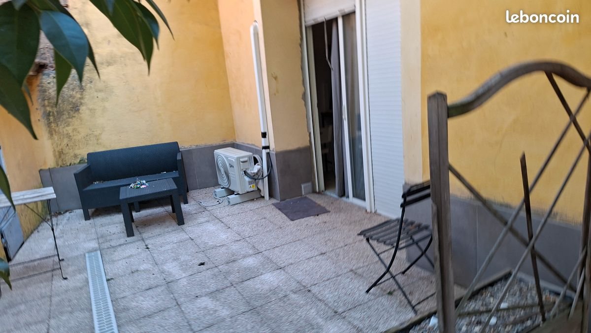 Appartement à louer, 32m², Nîmes