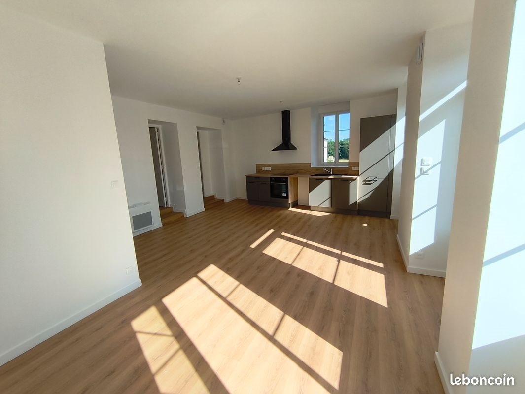 Appartement à louer, 57m², La Haye-Pesnel