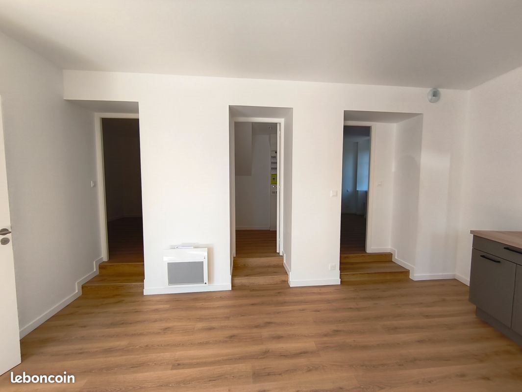 Appartement à louer, 57m², La Haye-Pesnel