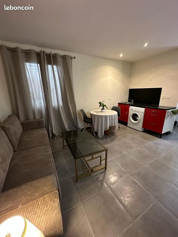 Appartement à louer, 25m², Cergy