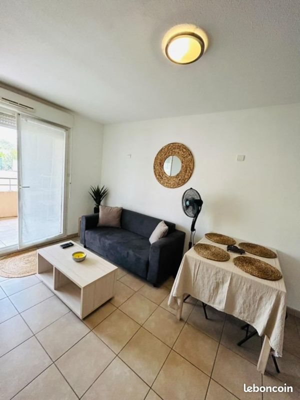 Appartement à louer, 30m², Roquebrune-sur-Argens