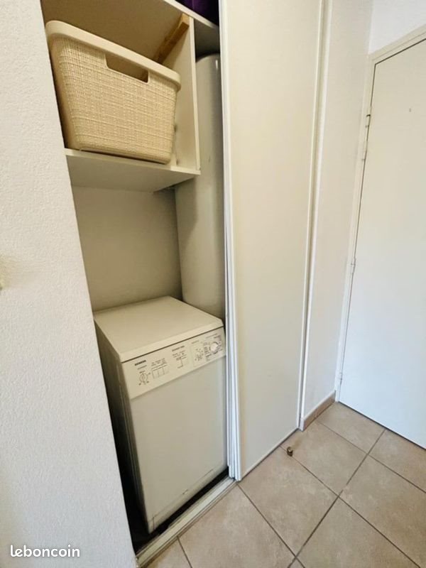 Appartement à louer, 30m², Roquebrune-sur-Argens