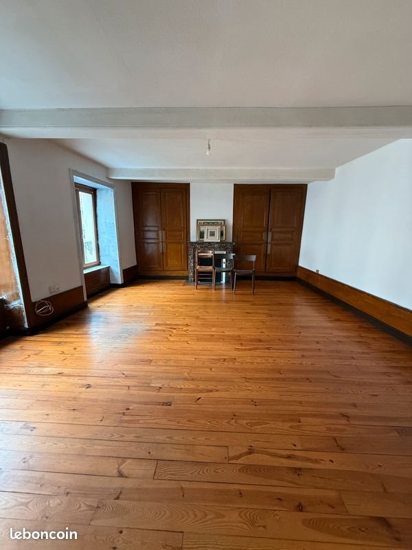 Appartement à louer, 67m², Ambert