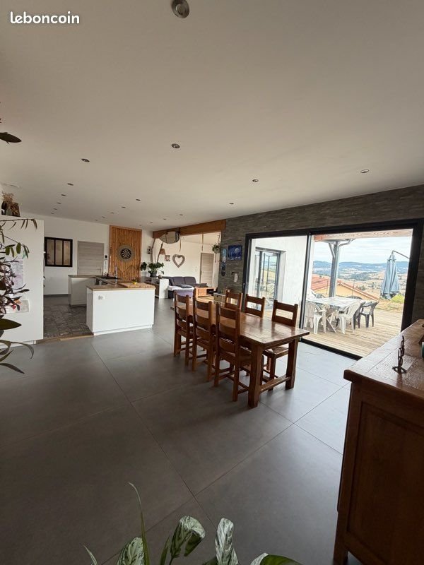 Maison à vendre, 176m², Saint-Jean-la-Bussière