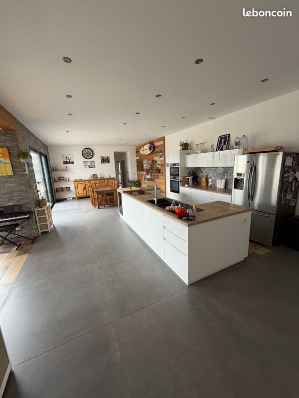 Maison à vendre, 176m², Saint-Jean-la-Bussière