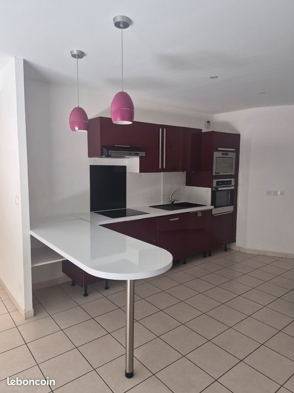 Appartement à louer, 69m², Grigny